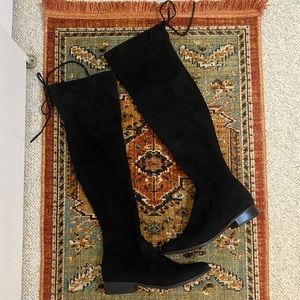 Black Velvet Boots